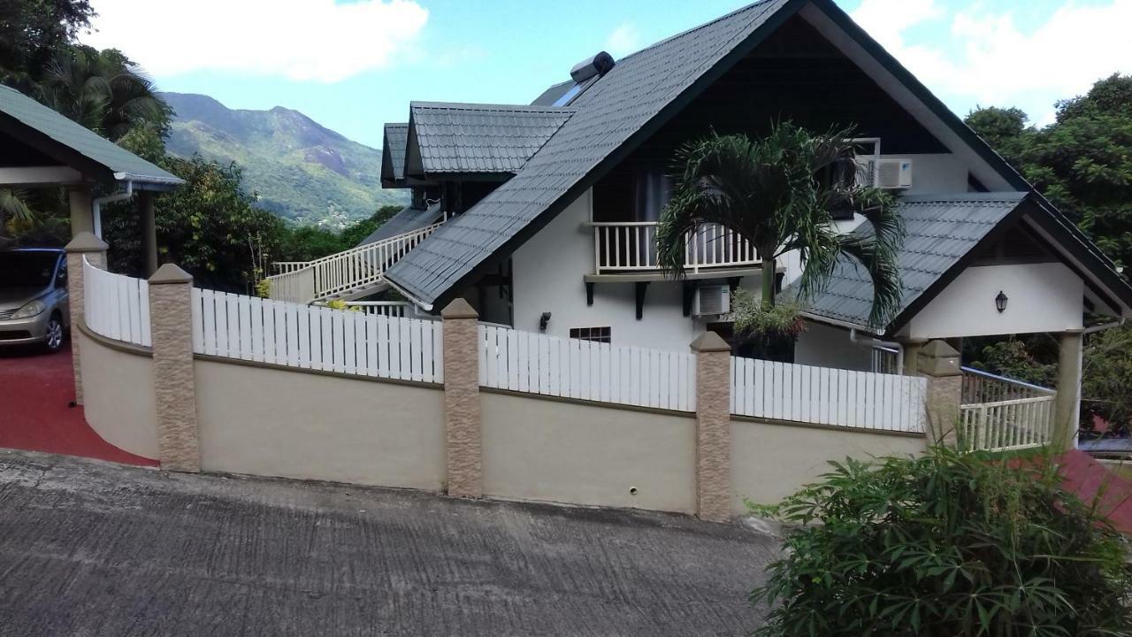 Shay Lyah Self Catering Apartman Victoria Kültér fotó
